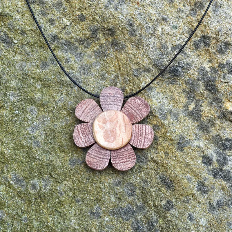 Flower pendant